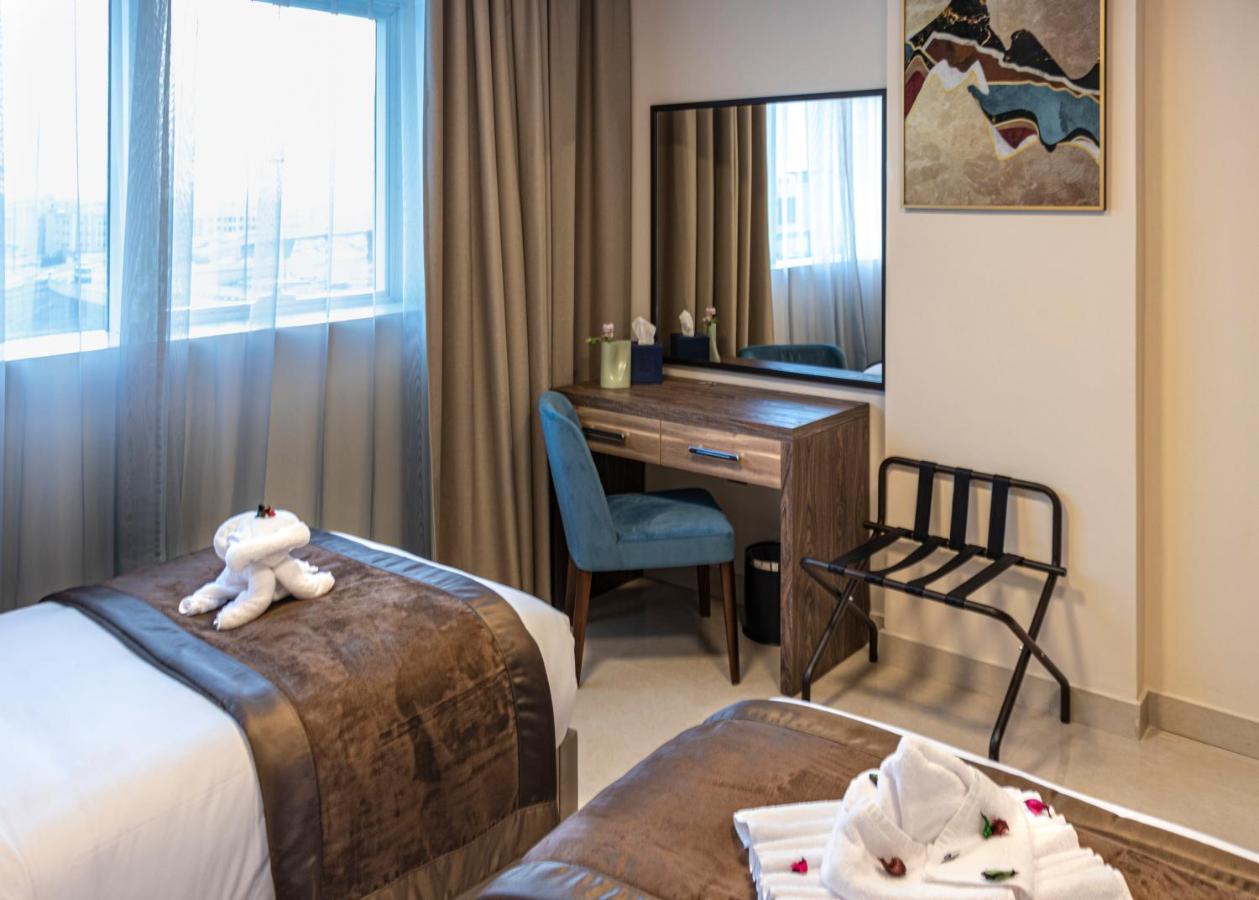 Viola Hotel Apartments Sharjah Ngoại thất bức ảnh